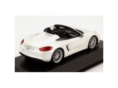 Модель автомобиля Porsche Boxter Spyder, Carrara White, артикул WAP0202120F от VAG Модель автомобиля Porsche Boxter Spyder, Carrara White, артикул WAP0202120F