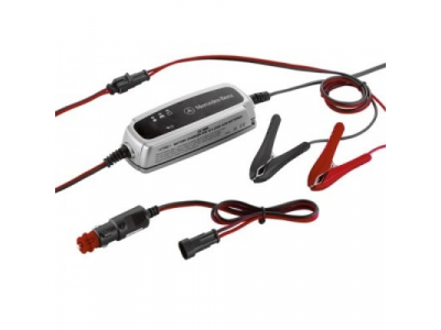 Зарядное устройство для аккумулятора Mercedes Charger ECE version, 3.6 A от Mercedes Зарядное устройство для аккумулятора Mercedes Charger ECE version, 3.6 A